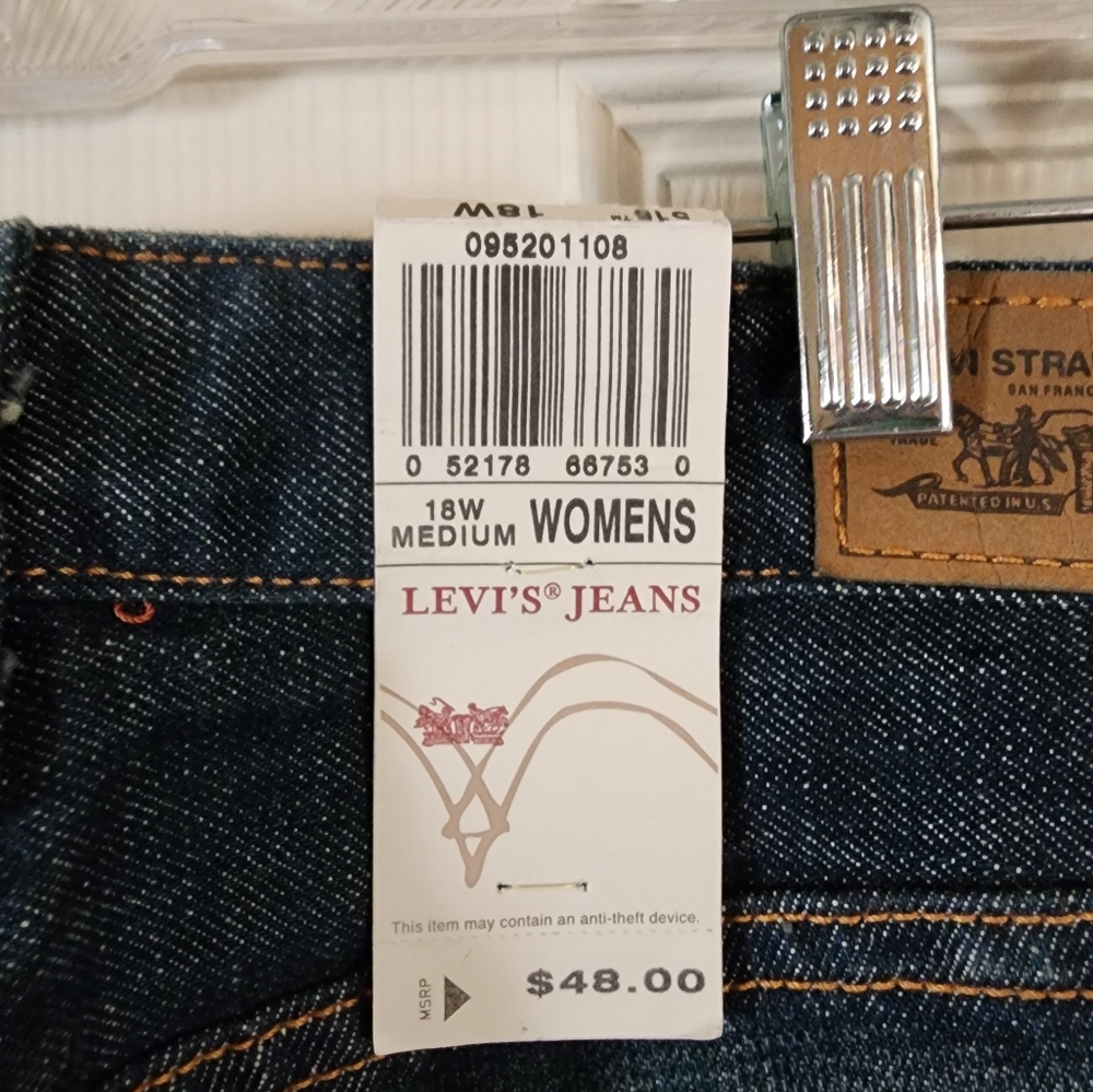 Levi's Women's 515 Bootcut jeans 18M - Picture 5 of 6